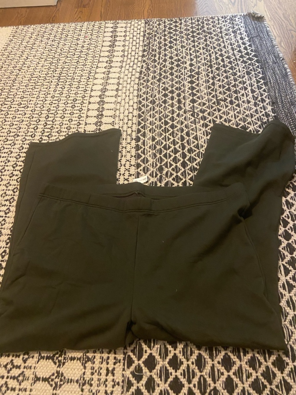 Old Navy Olive Green Wide-Leg Sweatpants